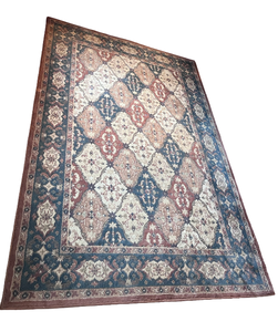 lot 27 image: Traditional Ornamental Indoor Area Rug
