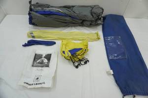 lot 5 image: 9x7 Northwest Territory Wedge Dome Tent
