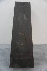 lot 45 image: Vintage 1900s Guinneri Model Violin and Coffin Case with bow
