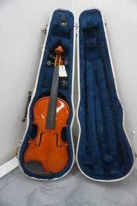 lot 71 image: 34 Size Violin with Case
