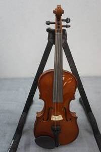 lot 79 image: 18 Size Violin with Case and bows
