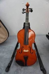 lot 82 image: 34 Size Violin with Case