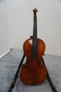 lot 88 image: Vintage Violin
