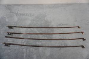 lot 103 image: Bows (4ct)