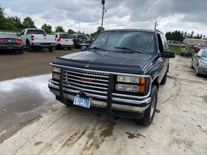 1999 GMC Suburban