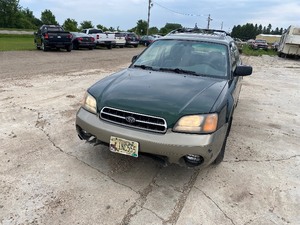 lot 9 image: 2002 Subaru Outback