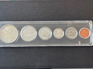 lot 42 image: 1965 Canada Mint Set