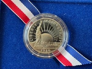 lot 50 image: 1986-S Statue of Liberty Half Dollar Proof
