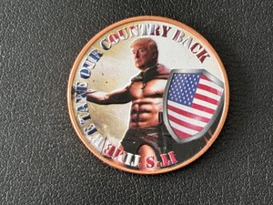 lot 75 image: 1 Ounce .999 Fine Copper Round Trump