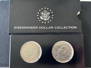lot 115 image: Eisenhower Dollars