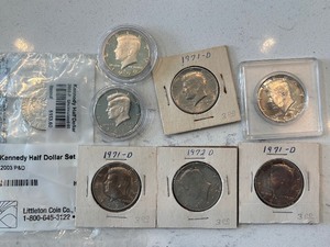 lot 176 image: Kennedy Half Dollars