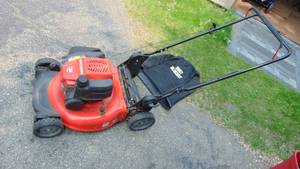 Craftsman M15S Push Lawn Mower. Almost Brand New