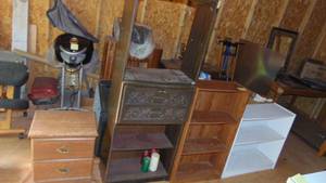 lot 321 image: 3- Bookcases and Nightstand