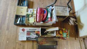 lot 439 image: Selection of Kitchenware and Vintage Cookbooks
