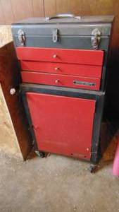 lot 461 image: Storage Chest with Some Tools