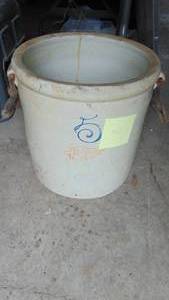 lot 462 image: 5 Gallon Red Wing Large Wing Crock