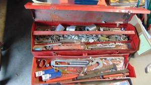 lot 485 image: Metal Toolbox with Misc Items