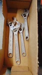 lot 498 image: Lot of Cresent Wrenchs