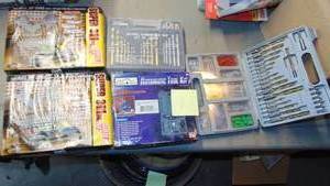 lot 500 image: Rotomatic Tool Kit and Drill Kits