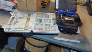 lot 505 image: 4- Screw and Bit Kits and 3 Grinder Sets