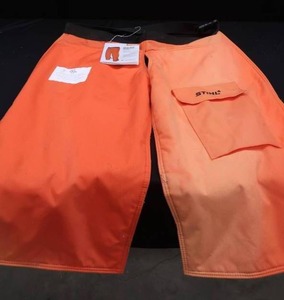 lot 79A image: STIHL CHAIN SAW CHAPS