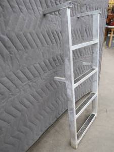 lot 79C image: ALUMINUM DOCK LADDER