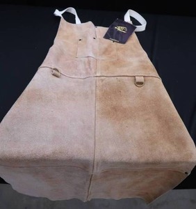 lot 79D image: BRAND NEW BLACK STALLION BIB APRON