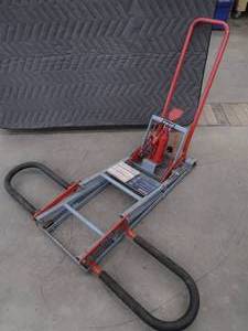 lot 97A image: PRO-LIFT HYDRAULIC LAWN MOVER LIFT