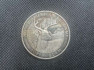 lot 84 image: North American Hunting Club 1 oz Silver Round Whitetail Deer Design