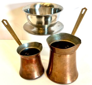 lot 46 image: Set of Copper and Stainless Steel Cutter Melting Pots with Bowl and Saucer