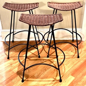 lot 58 image: Set of 3 Wicker Bar Stools with Metal Frames
