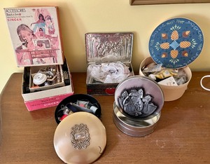 lot 121 image: Collection of Vintage Sewing and Decorative Tins
