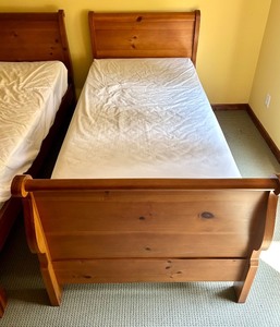 lot 127 image: Wood Twin Sleigh Bed with Mattress