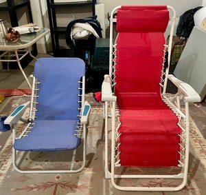 lot 174 image: Set of 2 Folding Reclining Beach Chairs with RIO and Canvas Design