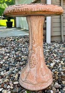 lot 194 image: Vintage Terracotta Bird Bath with Grapevine Design