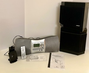 lot 201 image: Delphi SKYFi XM Radio Audio System with Bose Speakers