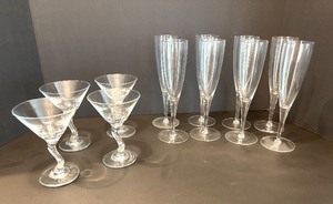 lot 82 image: Set of 12 Elegant Glasses Including 4 Martini and 8 Champagne Flutes