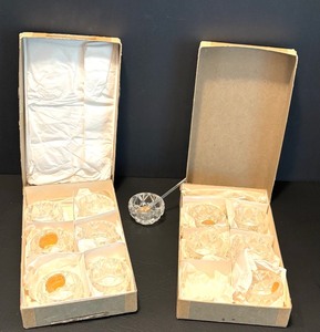 lot 84 image: Set of 12 Czech Vintage. Bohemia Glass Crystal Salt Cellars with Spoons