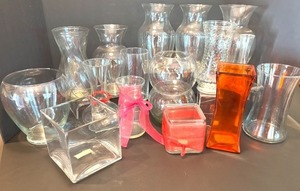lot 221 image: Collection of 17 Decorative Glass Vases in Various Shapes and Sizes