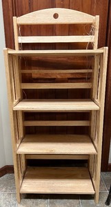 lot 29 image: Wooden 5-Tier Folding Shelf Unit