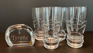 lot 32 image: Set of 4 Tyrone Irish Crystal Highball Glasses with Decorative Piece with Logo