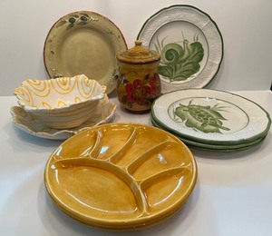 lot 87 image: Collection of Hand-Painted Ceramic Plates and Fruit Bowl Set including Italy and France