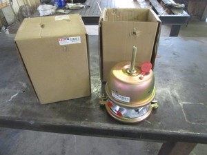 lot 92 image: (2) (New) Air Brake Canisters