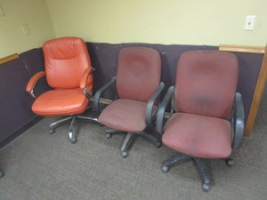 lot 107-A image: (3) Office Chairs