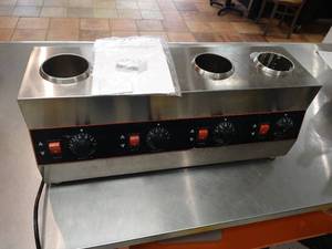 lot 4 image: 4-Slot Sauce Warmer