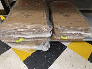 lot 49 image: (2) Stacks Pizza Boxes 14 & 12