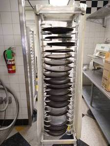 lot 51 image: Single Pizza Rack