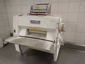 lot 53 image: Anets Dough Roller