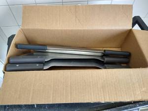 lot 81 image: (4) Pizza Cutters