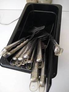 lot 89 image: Box of 12 Pie Servers